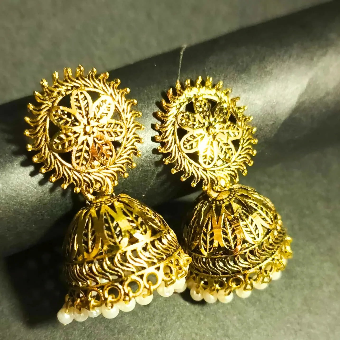 Antique With Pearl